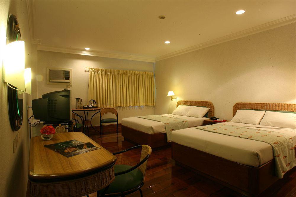 The Legend Palawan Hotel Puerto Princesa Ngoại thất bức ảnh