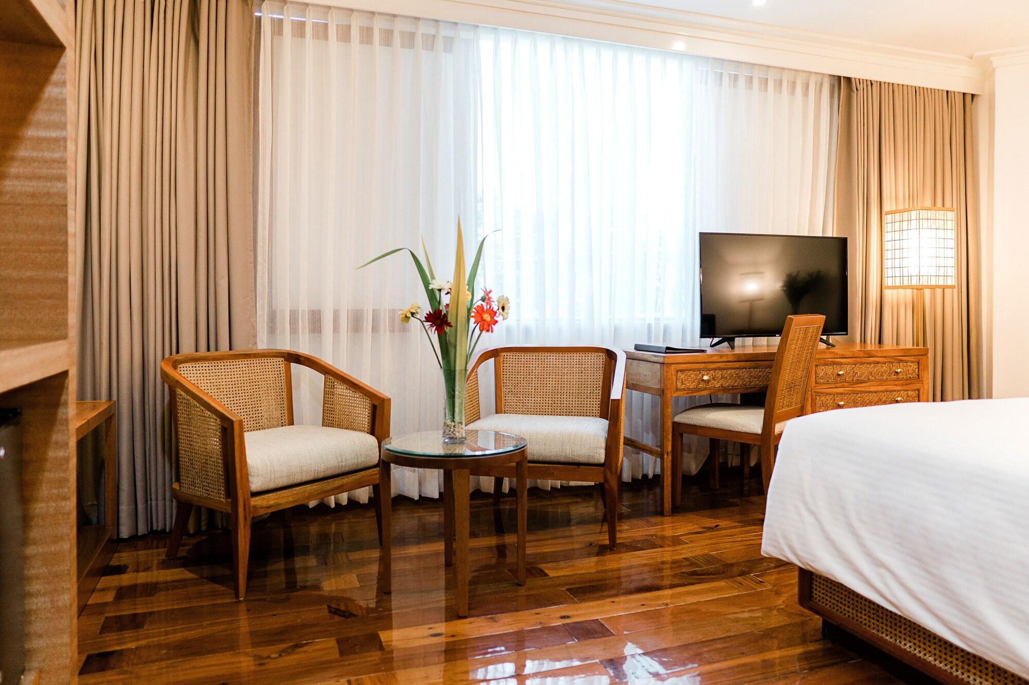 The Legend Palawan Hotel Puerto Princesa Ngoại thất bức ảnh