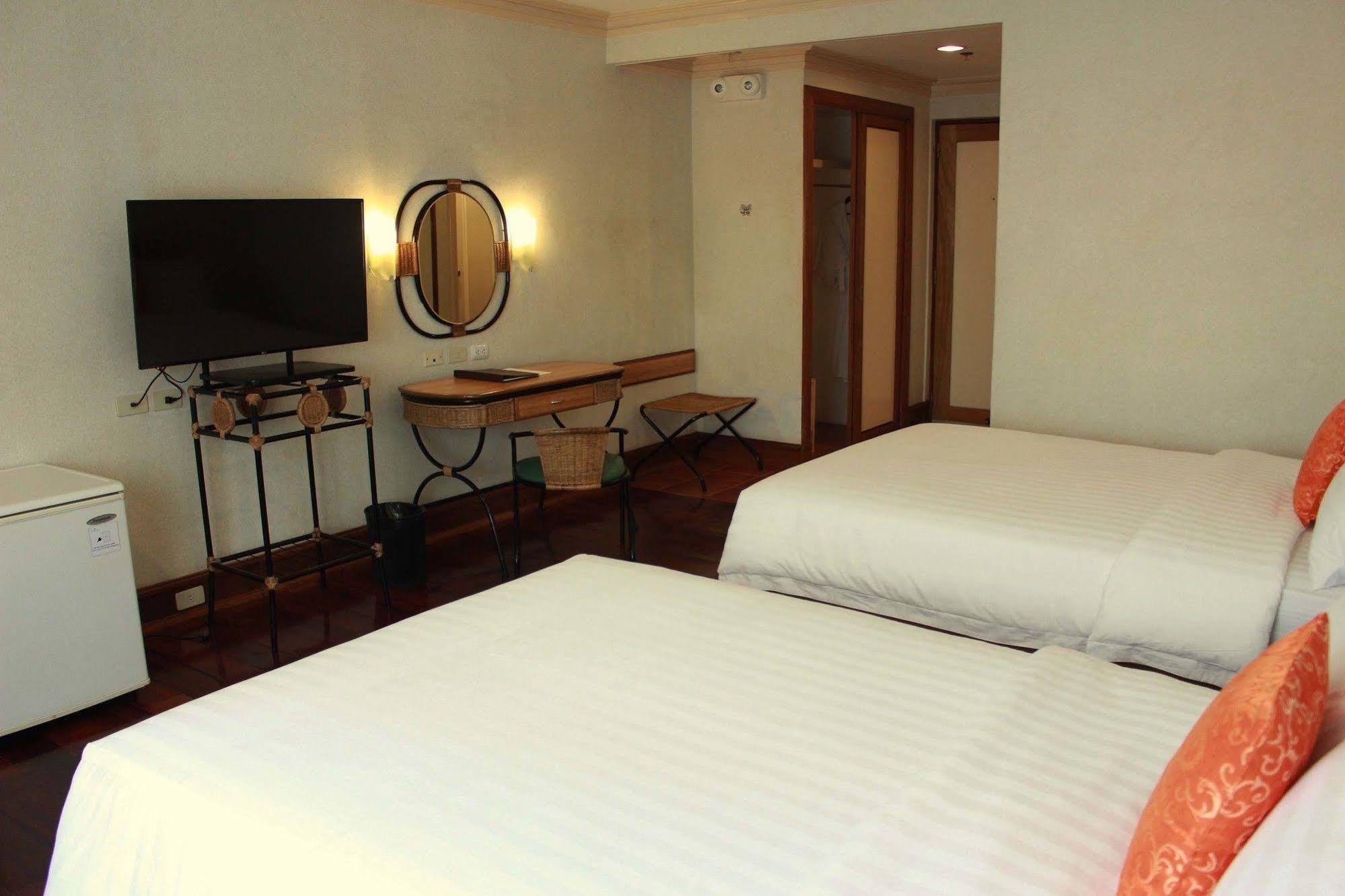 The Legend Palawan Hotel Puerto Princesa Ngoại thất bức ảnh