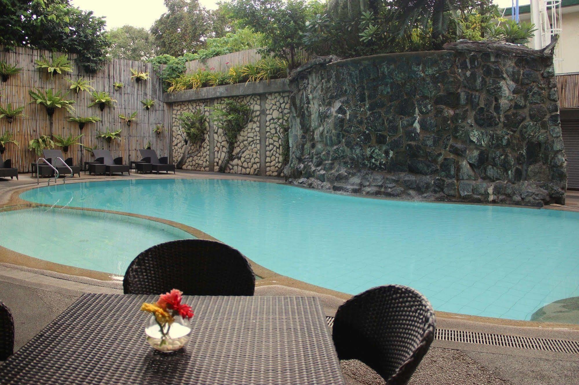 The Legend Palawan Hotel Puerto Princesa Ngoại thất bức ảnh