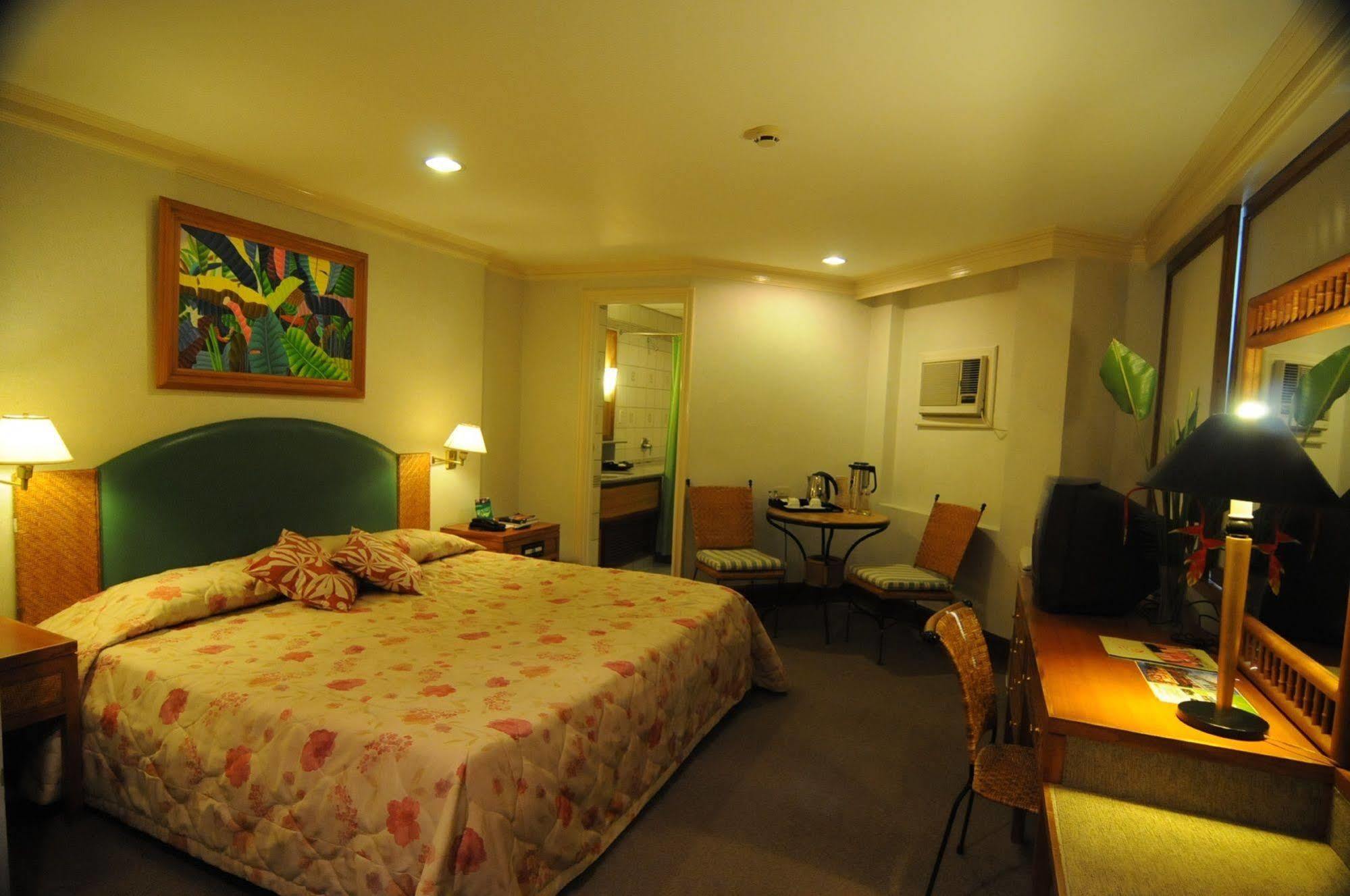 The Legend Palawan Hotel Puerto Princesa Ngoại thất bức ảnh
