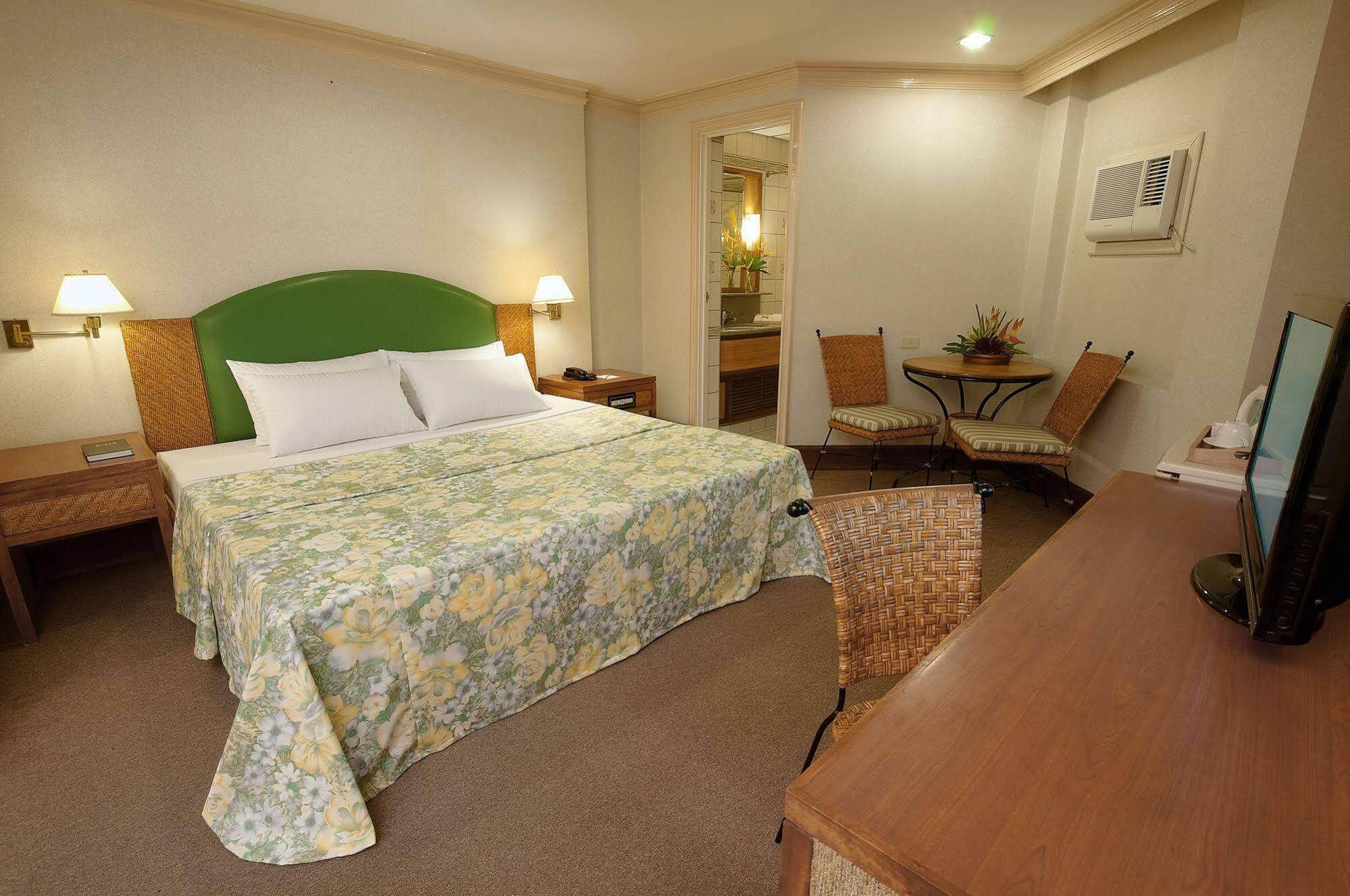 The Legend Palawan Hotel Puerto Princesa Ngoại thất bức ảnh